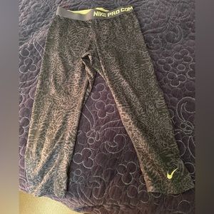 Nike compression capri. Size S.